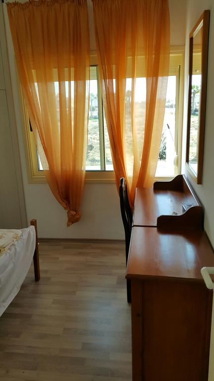 Dalia 5 Apartment Пафос Экстерьер фото